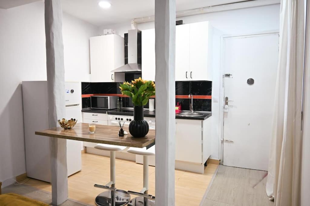 Апартаменты Agradable Apartamento Temporal De 1 Dormitorio En Madrid Pez30 Экстерьер фото